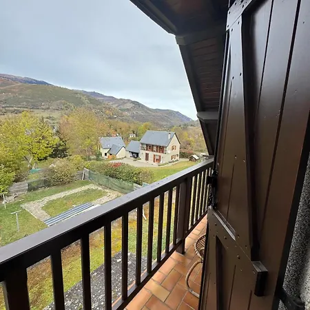 Maison Familiale Avec Cheminee -